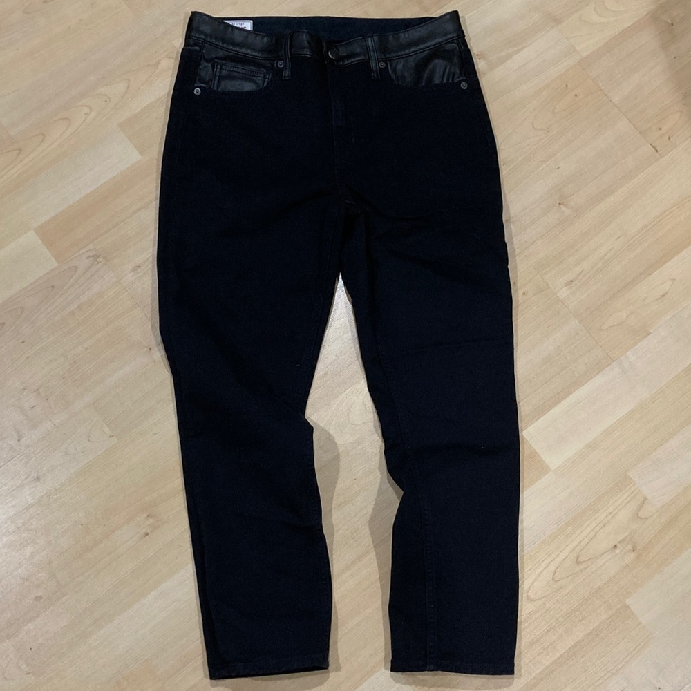 GAP Vintage Slim Mid Rise Black Jeans w/ faux leather trim Sz 31 / 12R